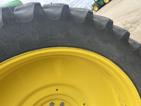 2025 John Deere 8R 370 Tractor