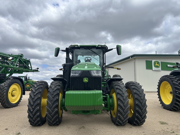2025 John Deere 8R 370 Tractor