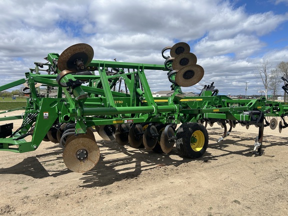 2024 John Deere 2730 Disk Ripper