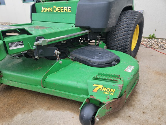 2011 John Deere 997 Mower/Zero Turn