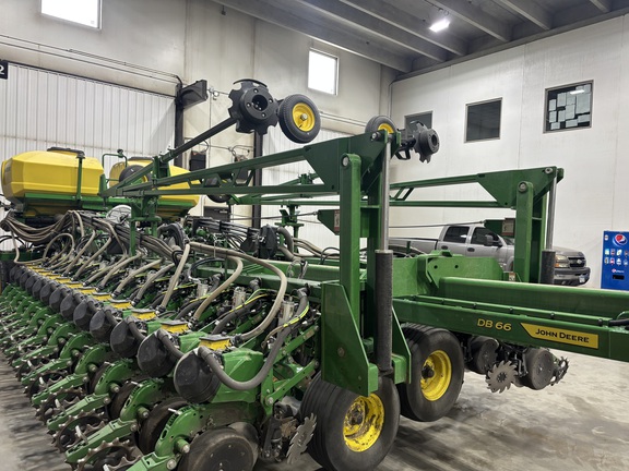 2025 John Deere DB66 Planter