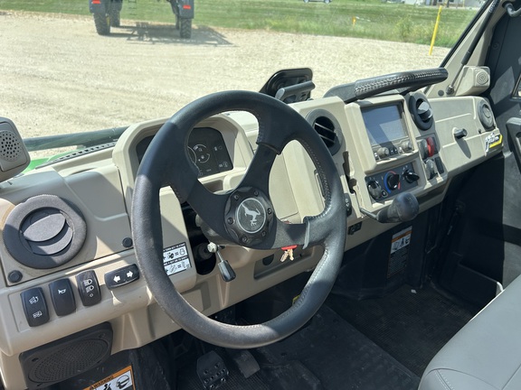 2024 John Deere XUV 835R ATV