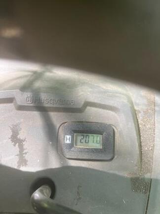 2024 Husqvarna TS 142 Garden Tractor