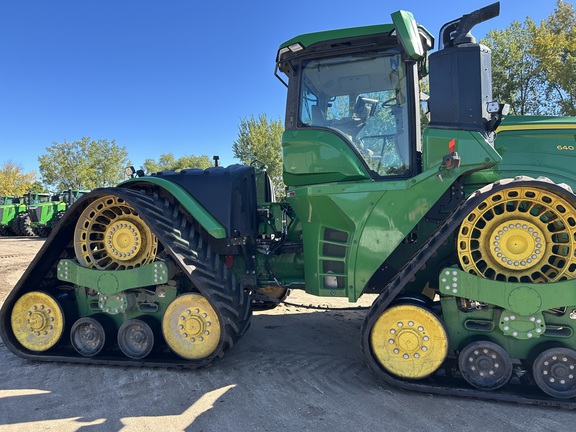 2025 John Deere 9RX 640 Tractor Rubber Track