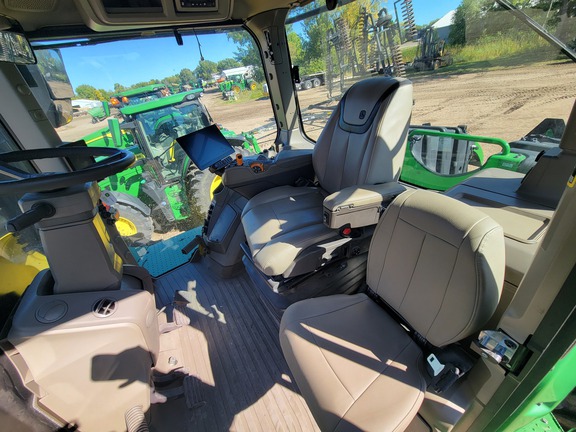 2025 John Deere 9R 640 Tractor 4WD