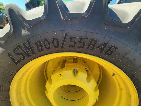 2025 John Deere 9R 640 Tractor 4WD