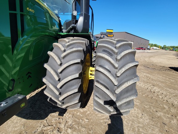 2025 John Deere 9R 640 Tractor 4WD