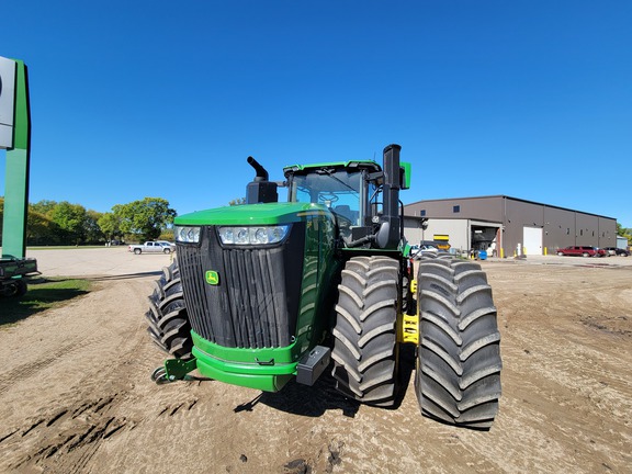 2025 John Deere 9R 640 Tractor 4WD