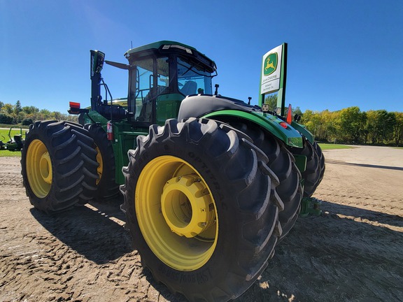 2025 John Deere 9R 640 Tractor 4WD