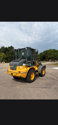 2008 John Deere 244J Compact Utility Loader