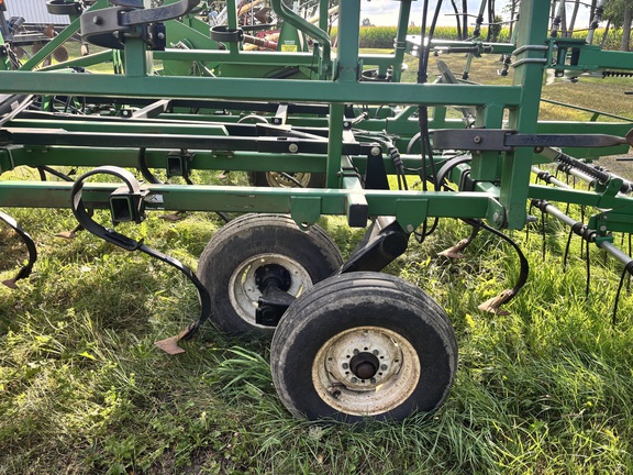 2015 Great Plains 6332 Field Cultivator
