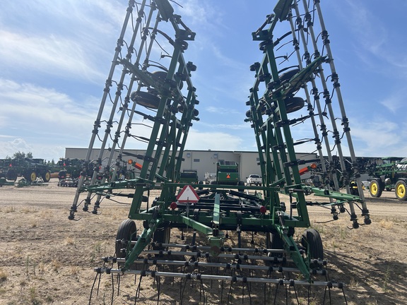 2015 Great Plains 6332 Field Cultivator
