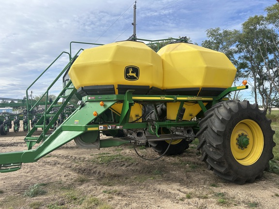 2010 John Deere 1910 Air Seeder