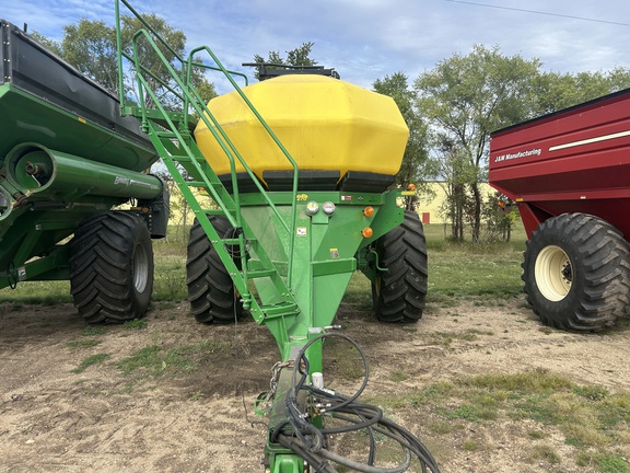2010 John Deere 1910 Air Seeder