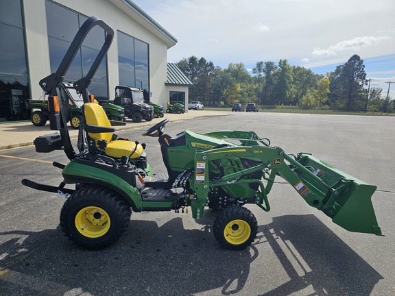 2026 John Deere 1025R Tractor Compact