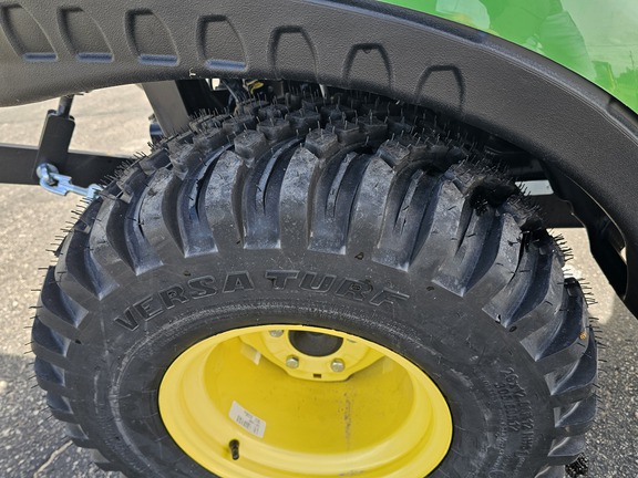 2026 John Deere 1025R Tractor Compact