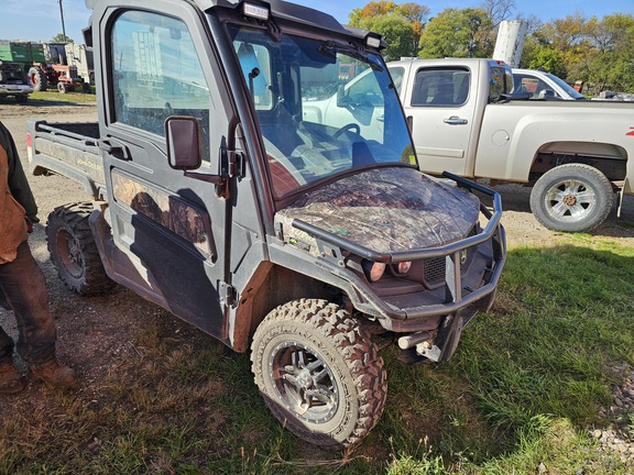 2022 John Deere XUV 835M ATV