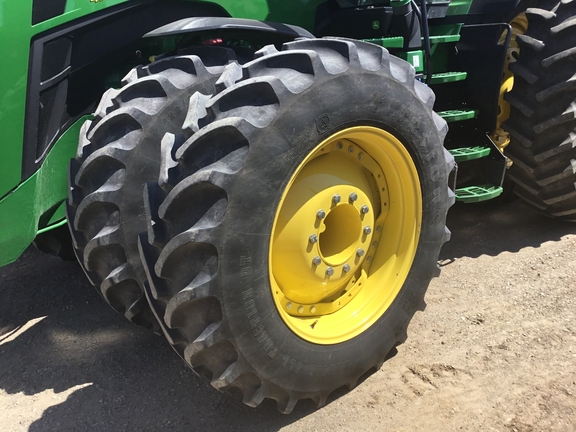 2021 John Deere 8R 410 Tractor