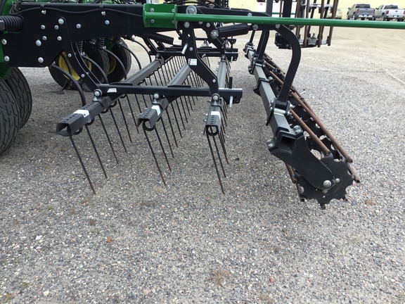 2022 John Deere 2230 Field Cultivator