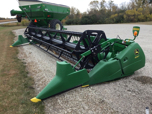 2008 John Deere 625F Header Combine