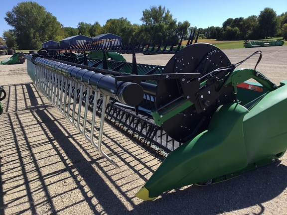 2018 John Deere 640FD Header Combine