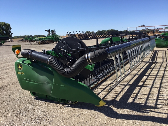 2018 John Deere 640FD Header Combine