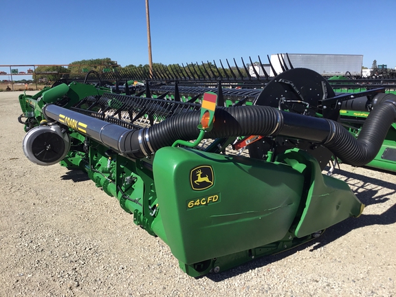 2018 John Deere 640FD Header Combine