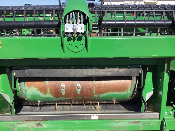 2018 John Deere 640FD Header Combine