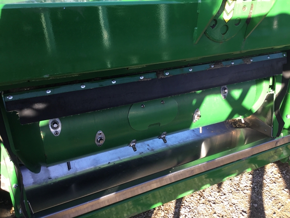 2022 John Deere RD45F Header Combine