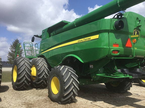 2022 John Deere S780 Combine