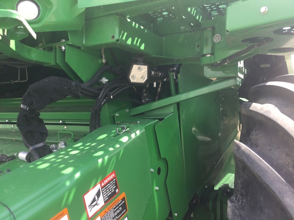 2022 John Deere S780 Combine