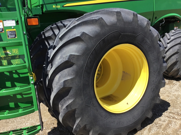 2022 John Deere S780 Combine