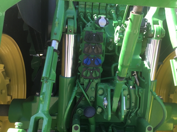 2023 John Deere 6R 195 Tractor