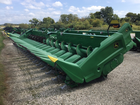 2022 John Deere C18R Header Corn Head