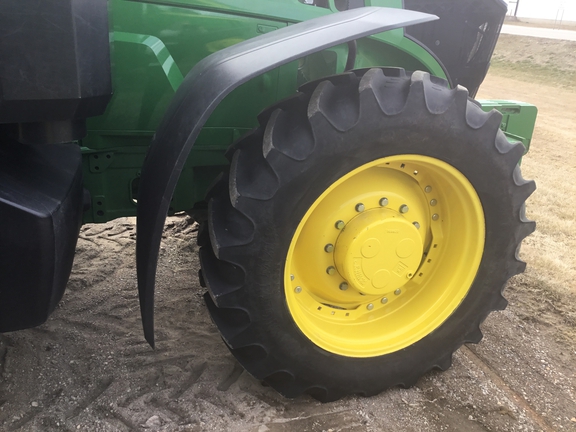 2023 John Deere 7R 210 Tractor