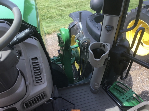 2022 John Deere 6R 175 Tractor