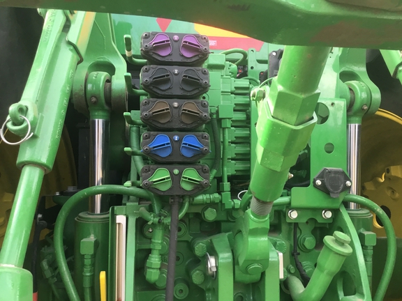 2020 John Deere 7R 250 Tractor