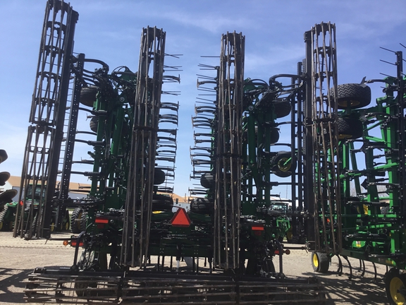 2019 John Deere 2230FH Field Cultivator