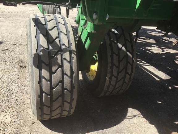 2019 John Deere 2230FH Field Cultivator