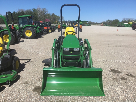 2019 John Deere 1025R Tractor Compact