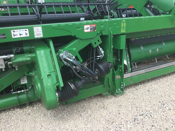 2022 John Deere RD45F Header Combine