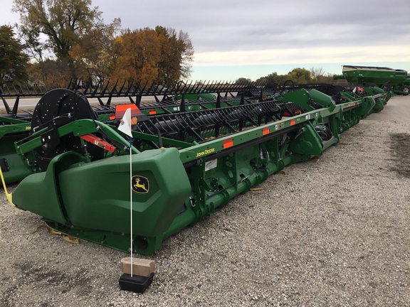 2022 John Deere RD45F Header Combine