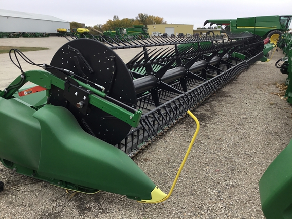 2022 John Deere RD45F Header Combine