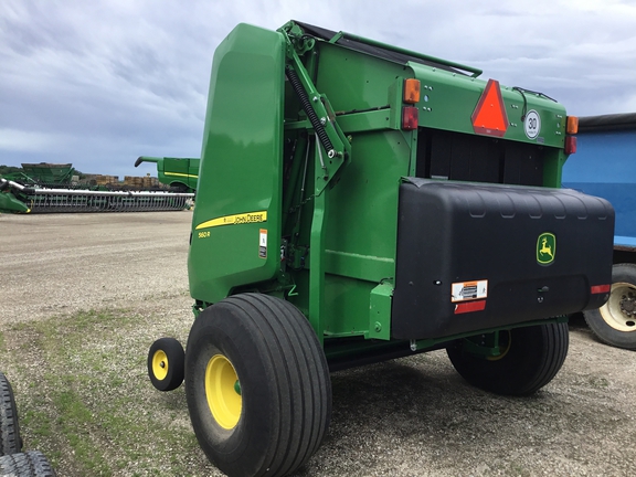 2022 John Deere 560R Baler/Round