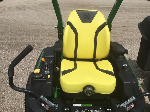 2022 John Deere Z930M Mower/Zero Turn