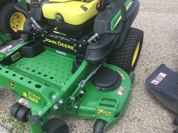 2022 John Deere Z930M Mower/Zero Turn