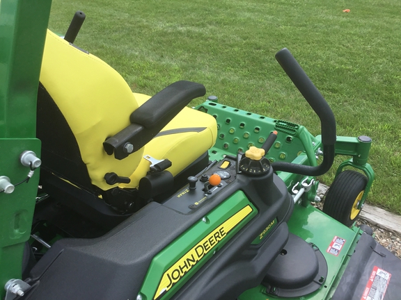 2022 John Deere Z930M Mower/Zero Turn