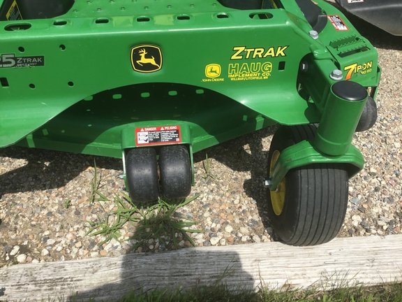 2022 John Deere Z930M Mower/Zero Turn