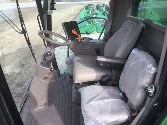 2022 John Deere S780 Combine