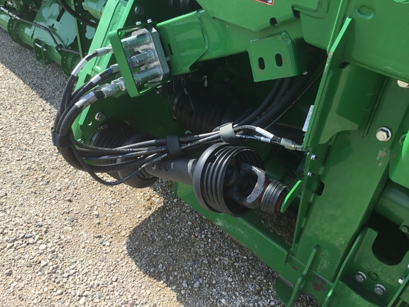 2022 John Deere RD40F Header Combine